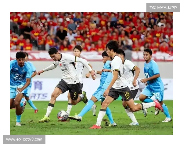 U23亚洲杯半决赛中国队对阵越南队，海港全队集体观战